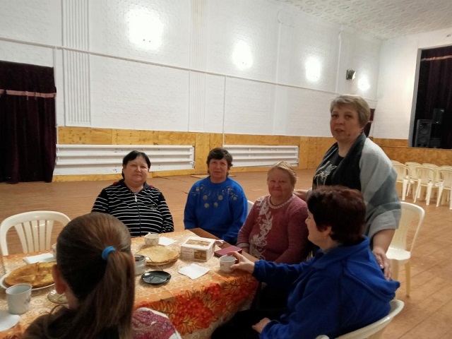 В МУК «КДЦ Среднечубуркского сельского поселения» был проведен час общения под названием «Масленица»